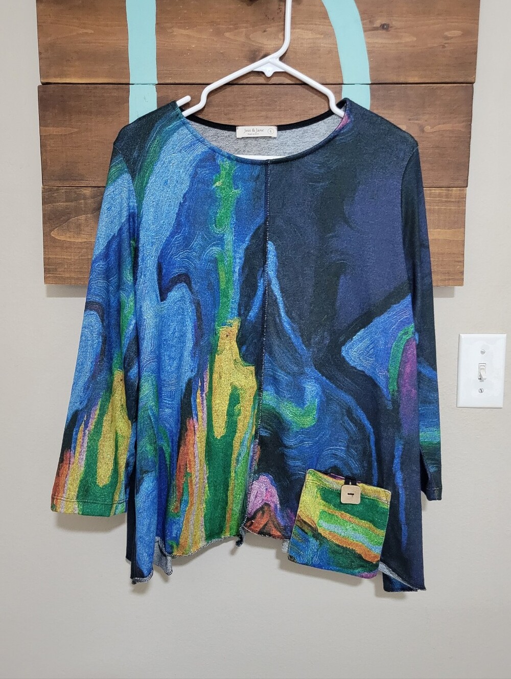 Jess & Jane Blue Multicolor 3/4 Sleeve Artzie Pullover Blouse Size Large